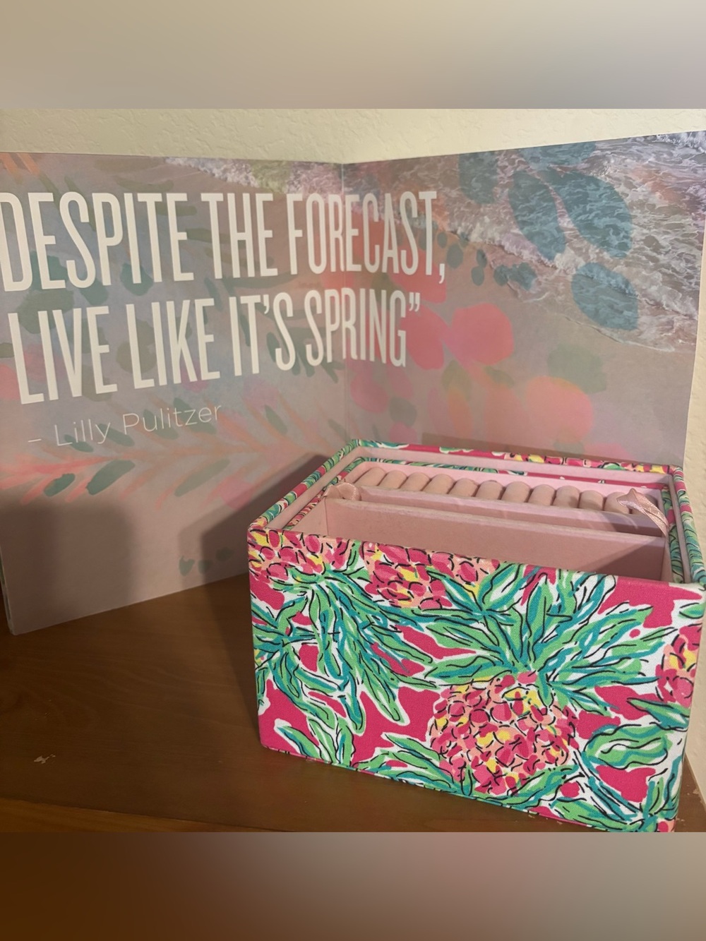 Lilly Pulitzer “Spike the Punch” Jewelry Box 🍍